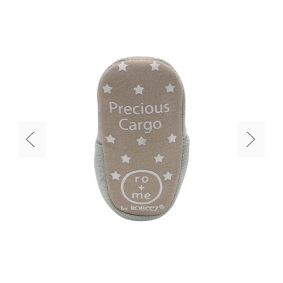 Star Wars Grogu
Snap Booties in Beige
6-12 months - Picture 4 of 4